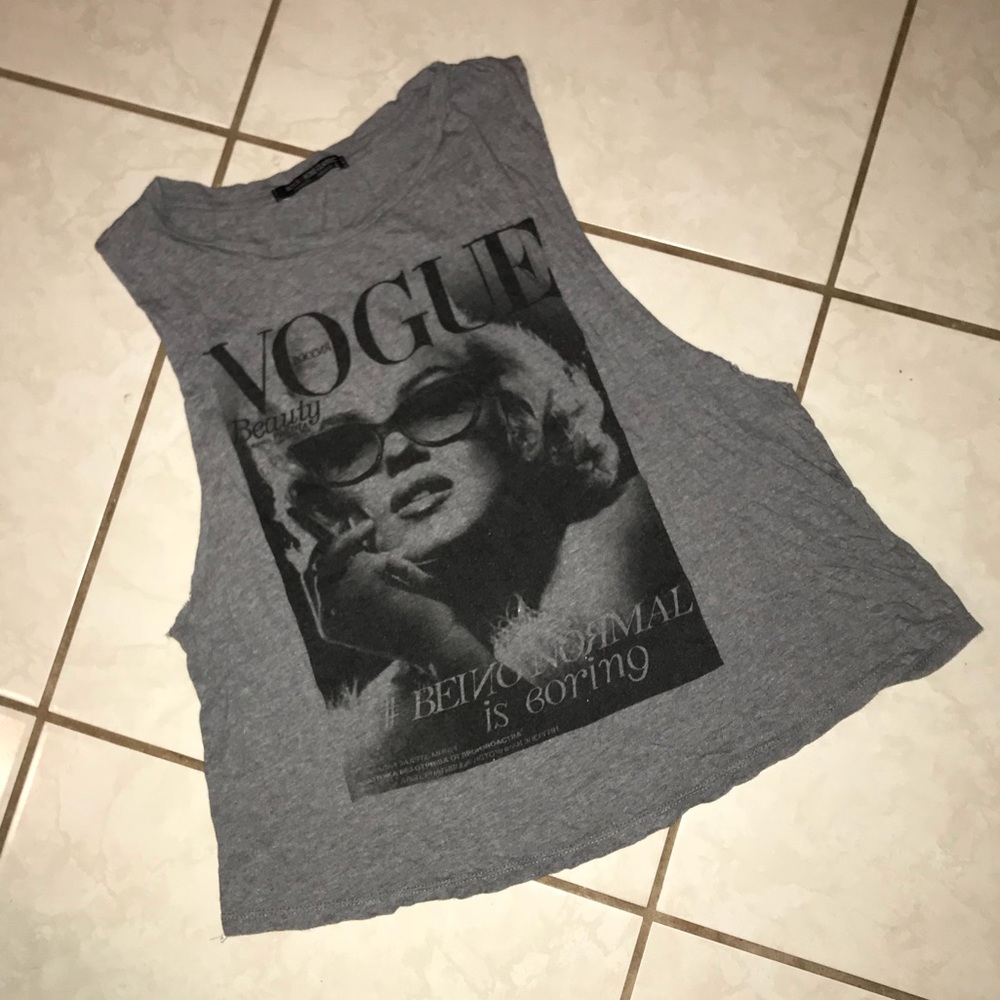 💝Vogue Crop Tank "Scissor cut sleeves"